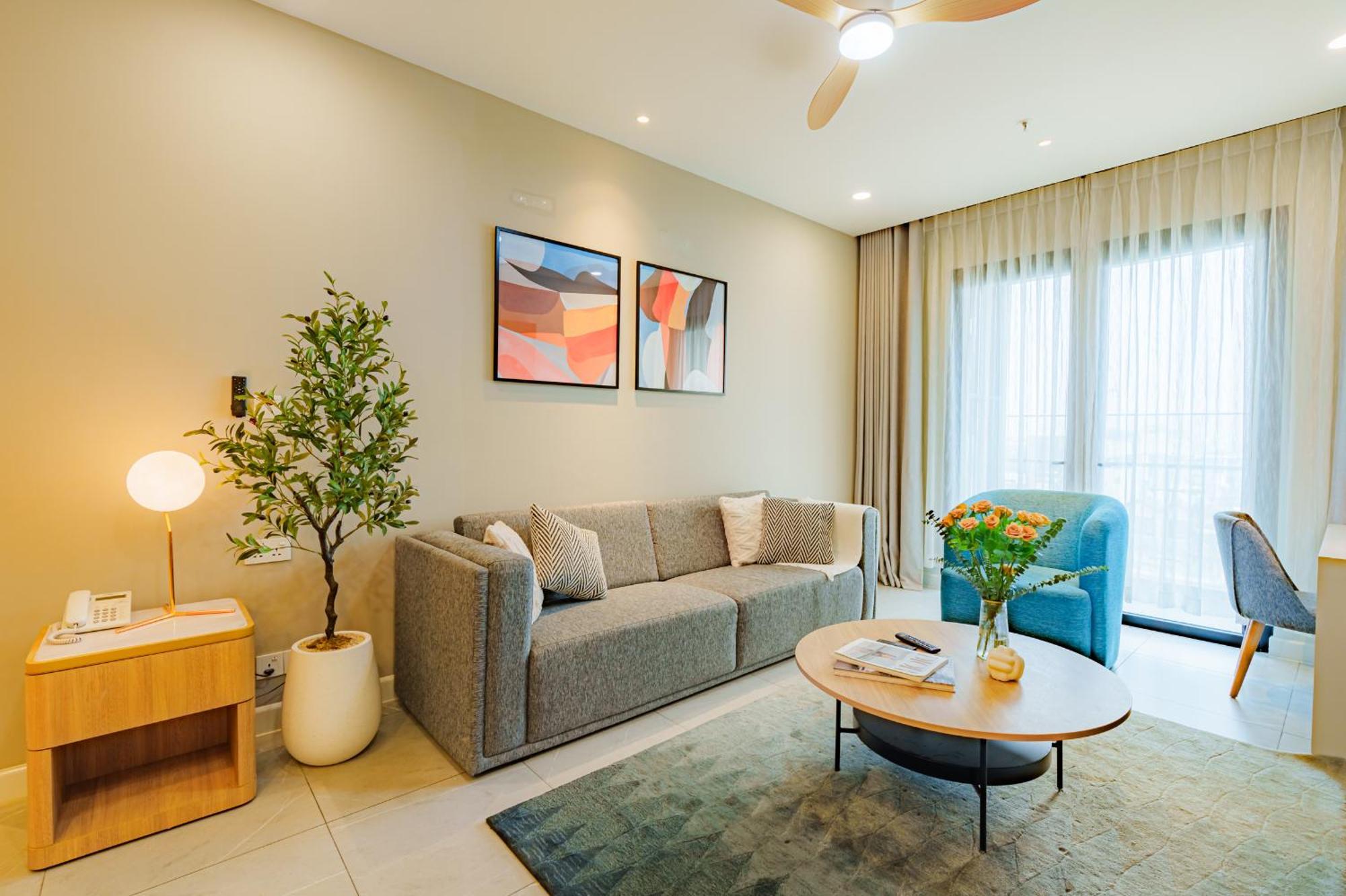 Urban Oasis 3 Bedroom 2 Bathroom In The Heart Of Saigon TP. Hồ Chí Minh