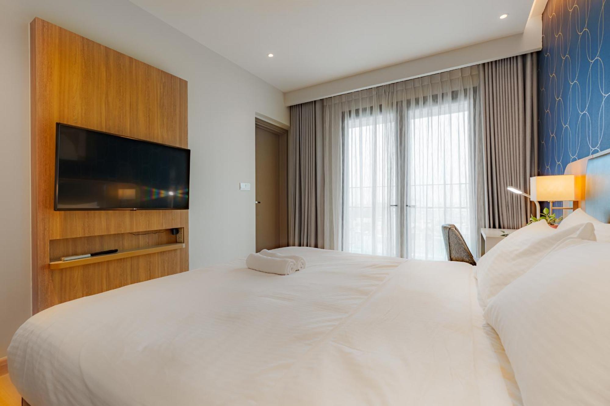 Urban Oasis 3 Bedroom 2 Bathroom In The Heart Of Saigon TP. Hồ Chí Minh