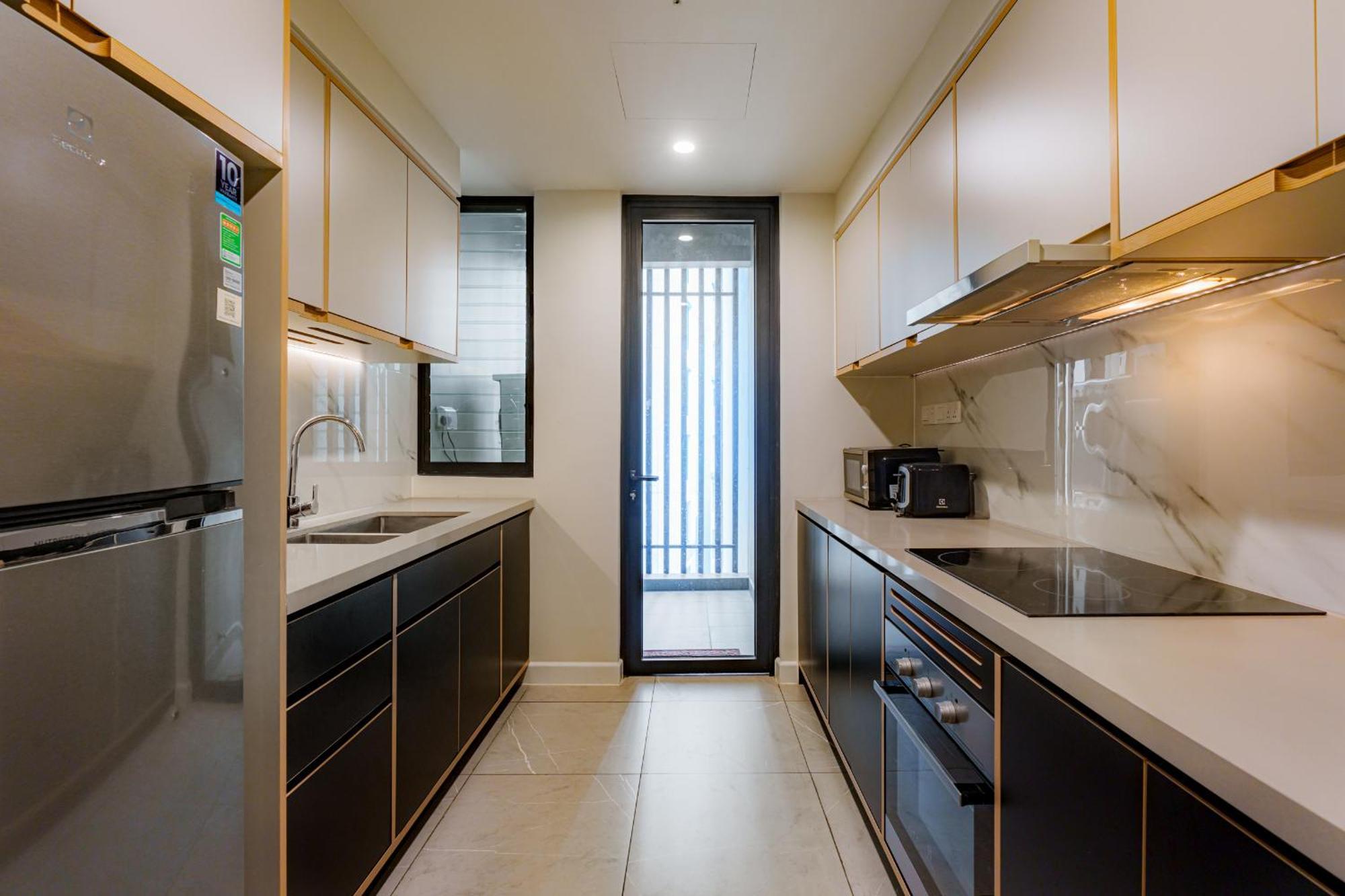 Urban Oasis 3 Bedroom 2 Bathroom In The Heart Of Saigon * TP. Hồ Chí Minh