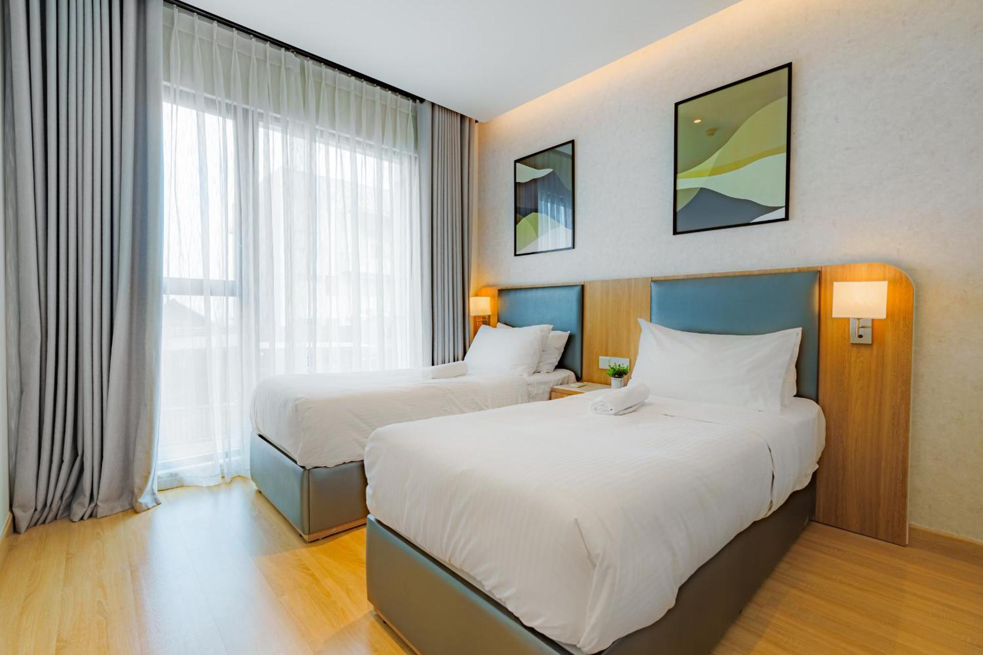 Urban Oasis 3 Bedroom 2 Bathroom In The Heart Of Saigon Căn hộ *