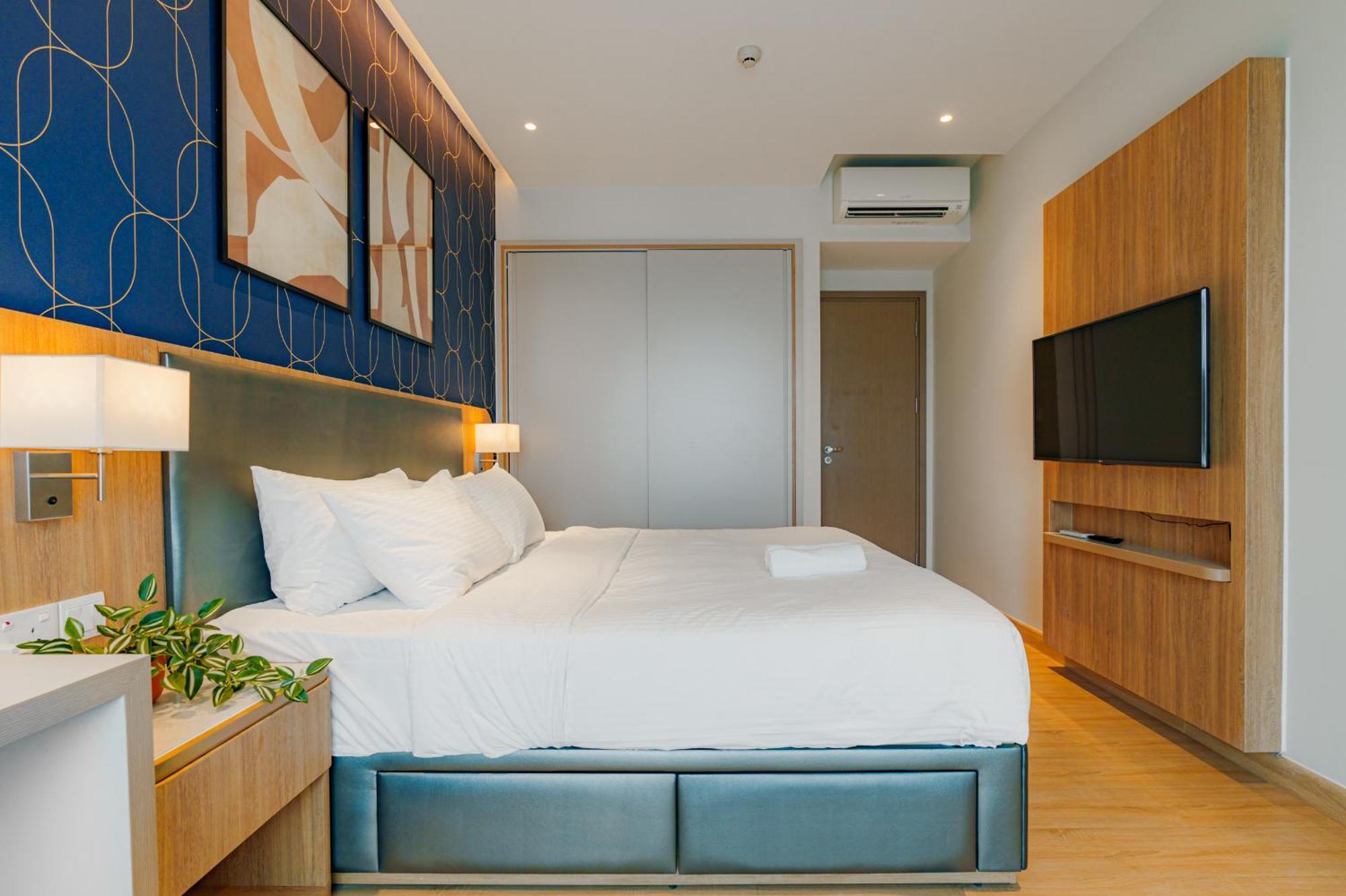 Urban Oasis 3 Bedroom 2 Bathroom In The Heart Of Saigon Căn hộ